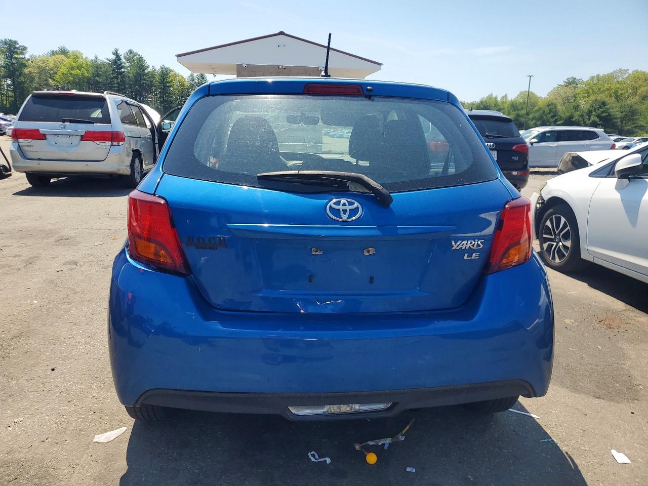 2015 Toyota Yaris 5-door Le Blue vin: VNKKTUD38FA050070