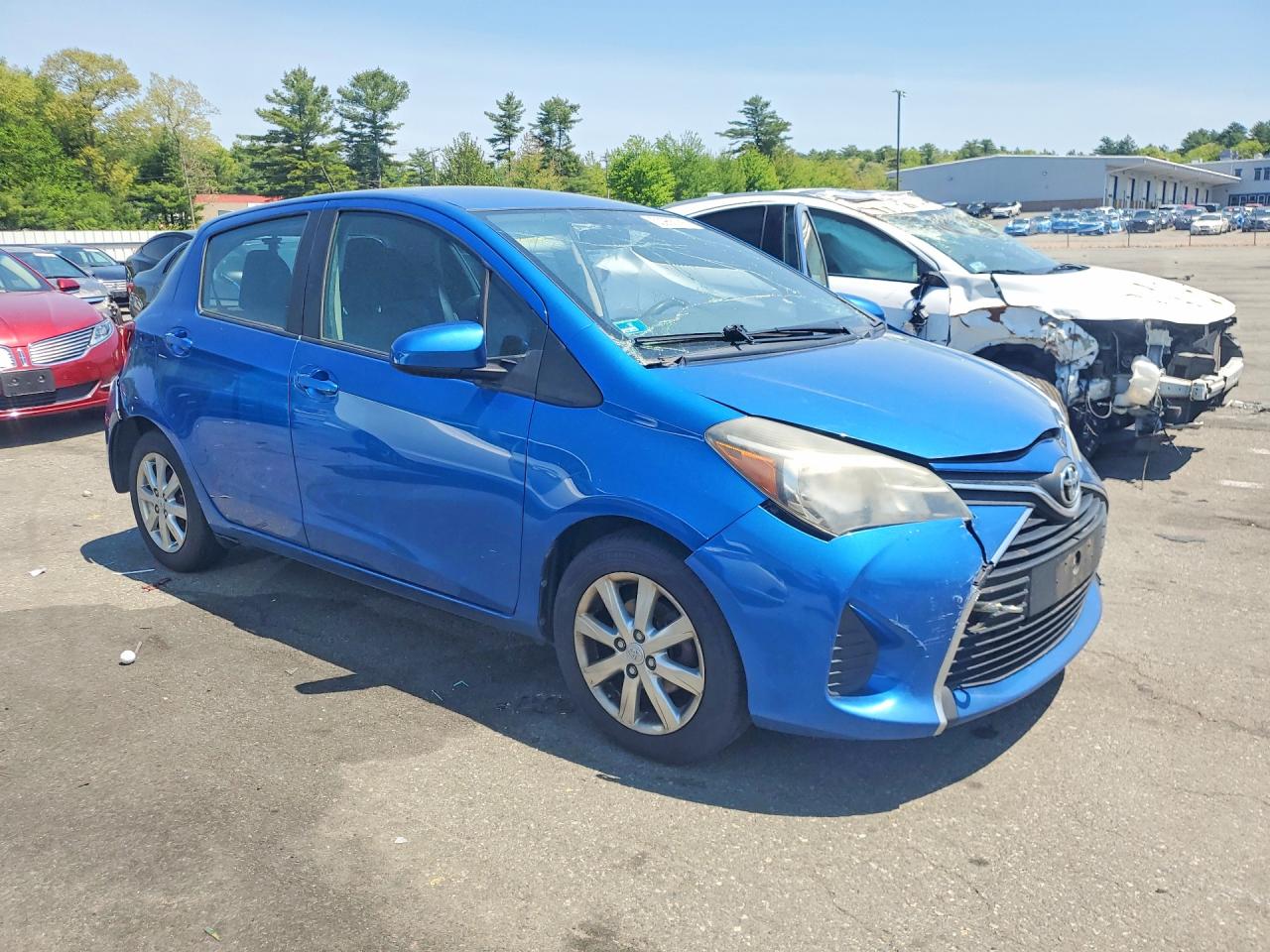 2015 Toyota Yaris 5-door Le Blue vin: VNKKTUD38FA050070