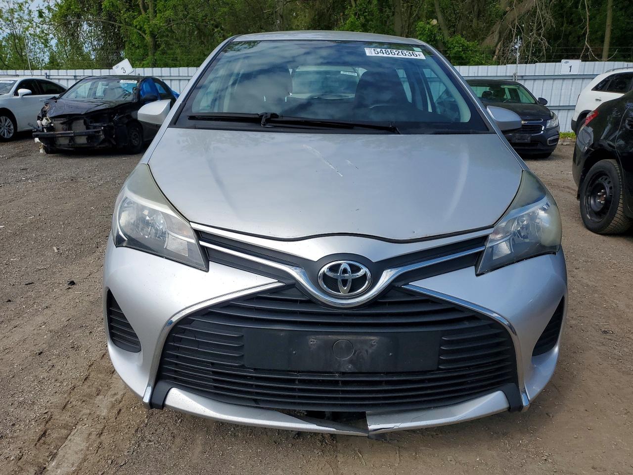 2015 Toyota Yaris 5-door L Silver vin: VNKKTUD38FA054734