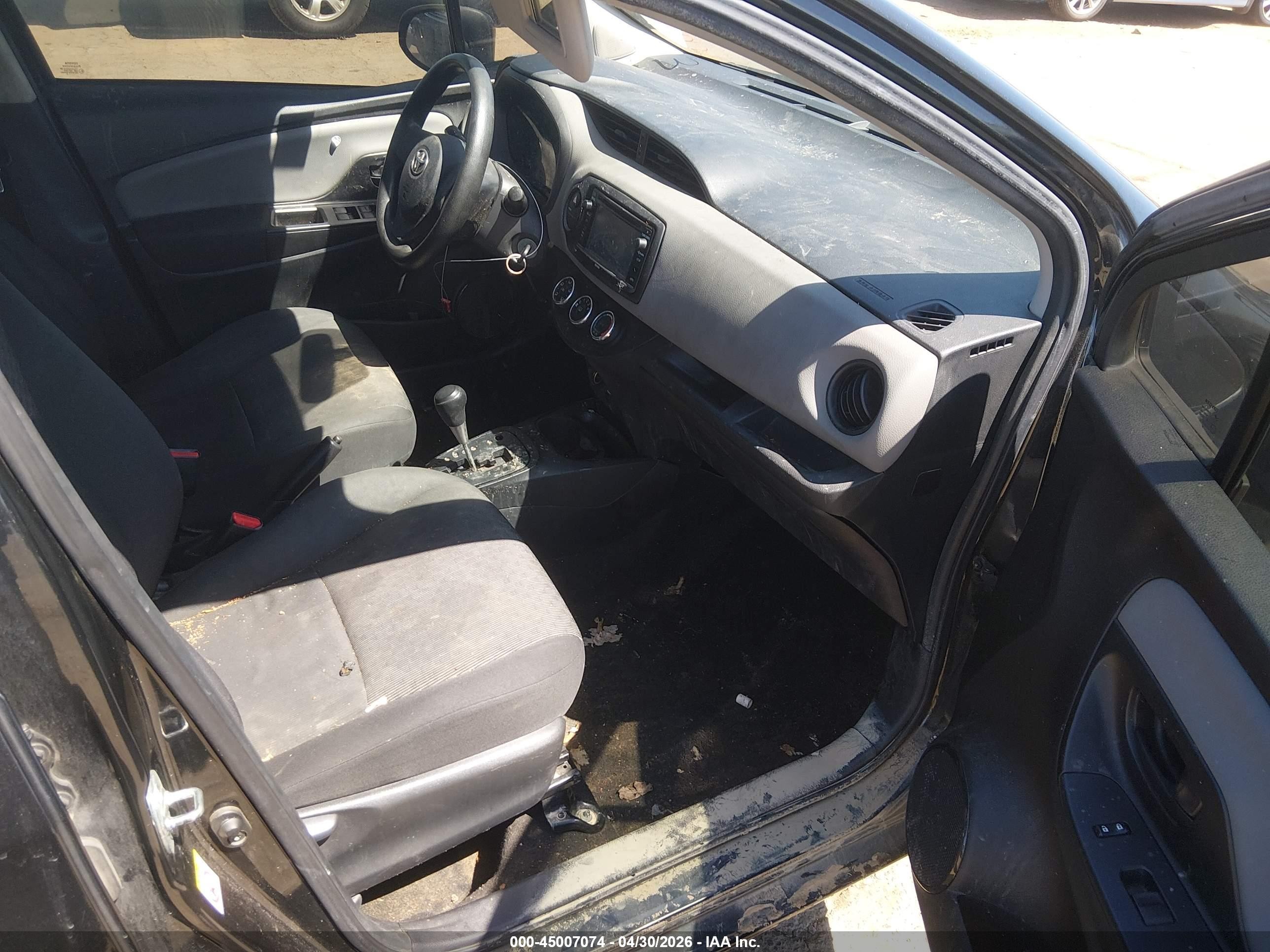 2015 Toyota Yaris L/le/se Черный vin: VNKKTUD39FA039353