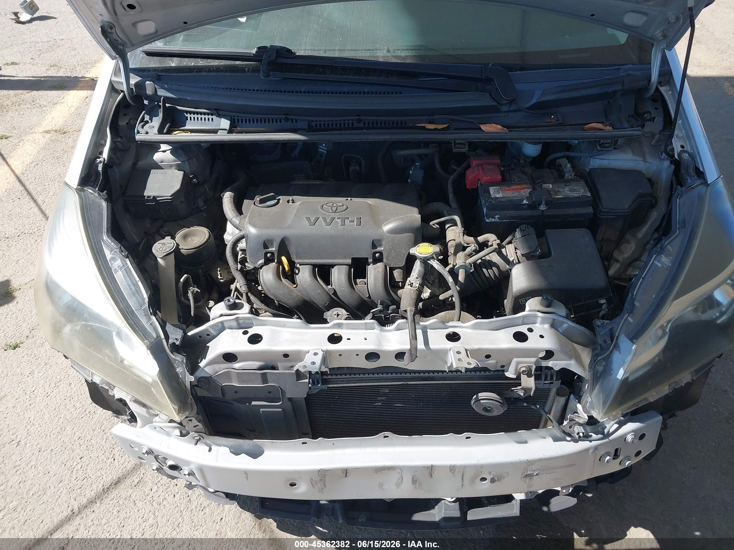 2015 Toyota Yaris L Silver vin: VNKKTUD39FA045380