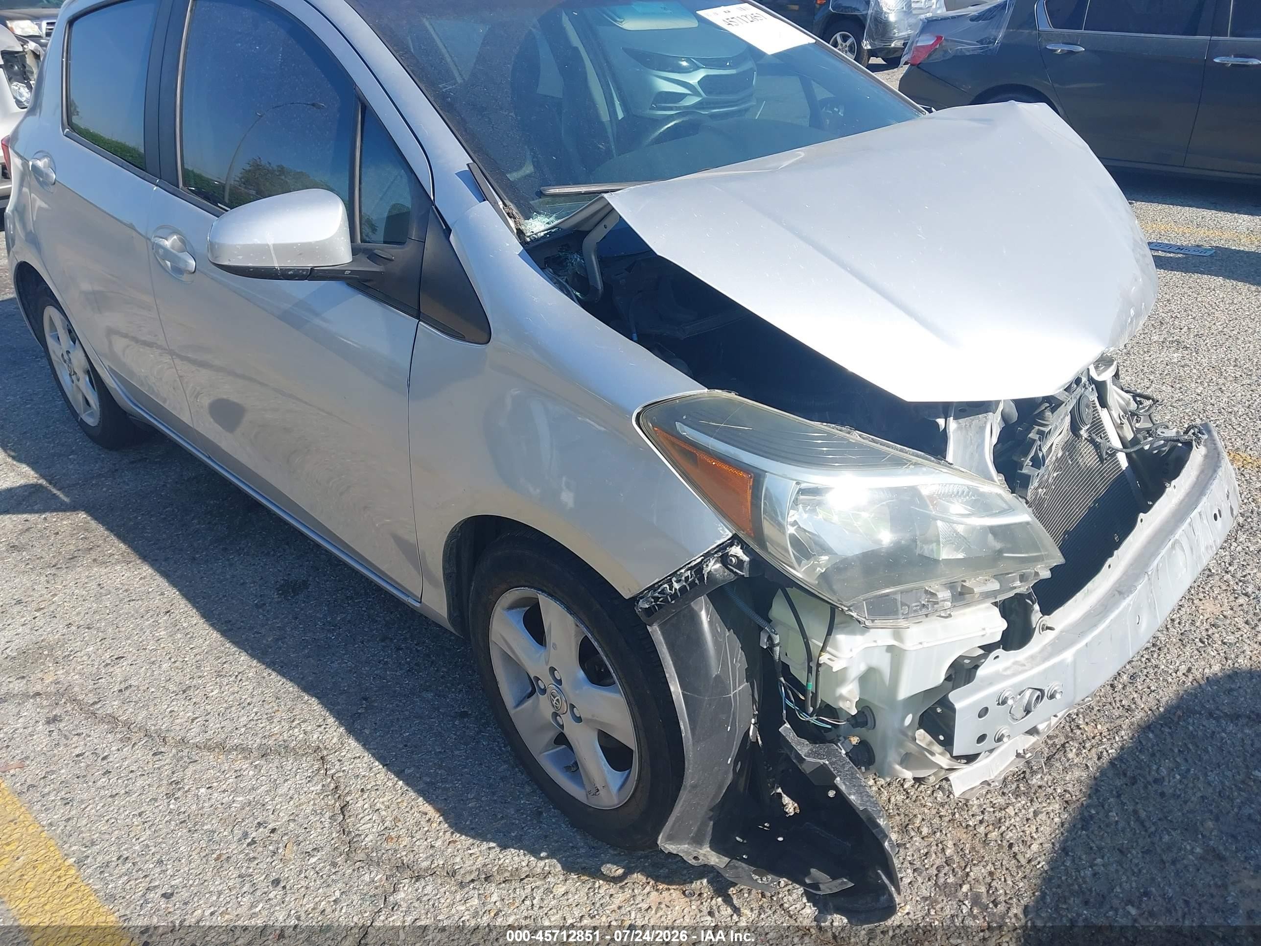 2015 Toyota Yaris L Silver vin: VNKKTUD39FA045380