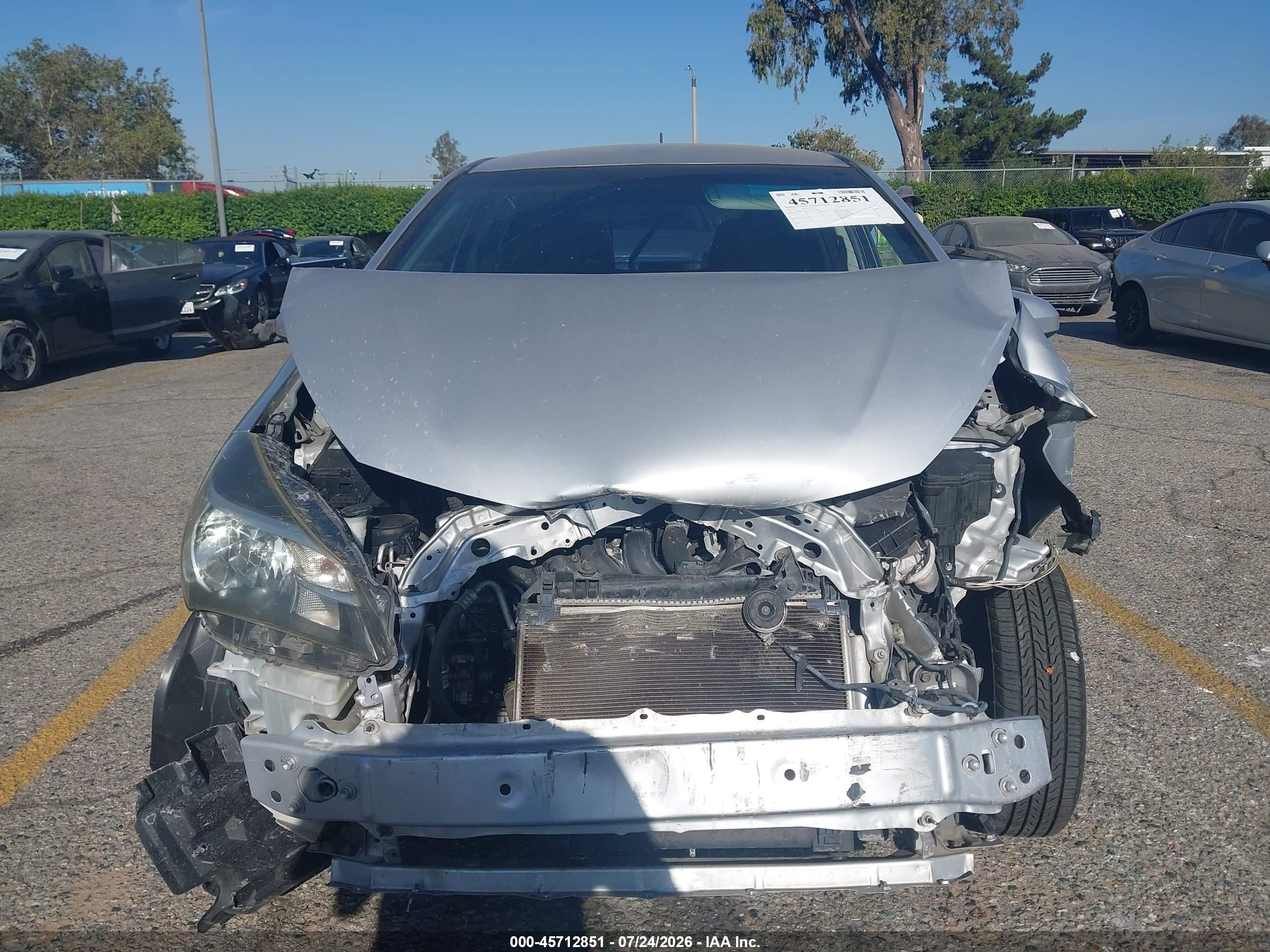 2015 Toyota Yaris L Silver vin: VNKKTUD39FA045380