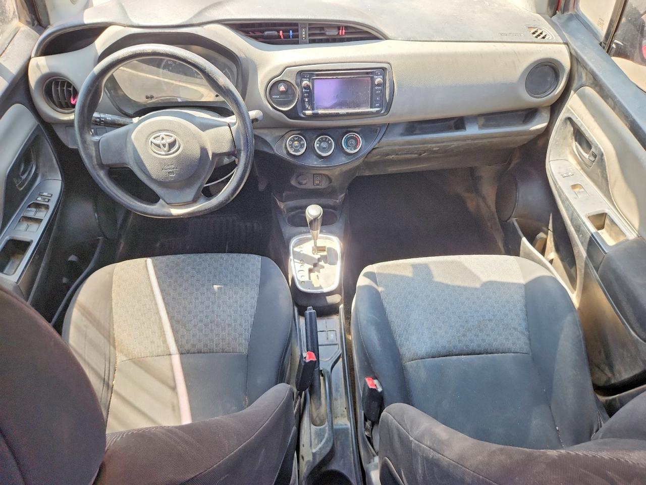 2015 Toyota Yaris 5-door L Red vin: VNKKTUD3XFA043265