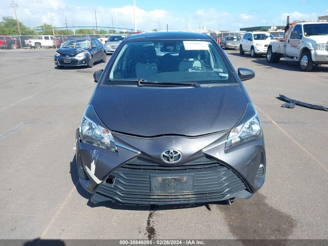 2018 Toyota Yaris L/le/se Gray vin: VNKKTUD3XJA099117