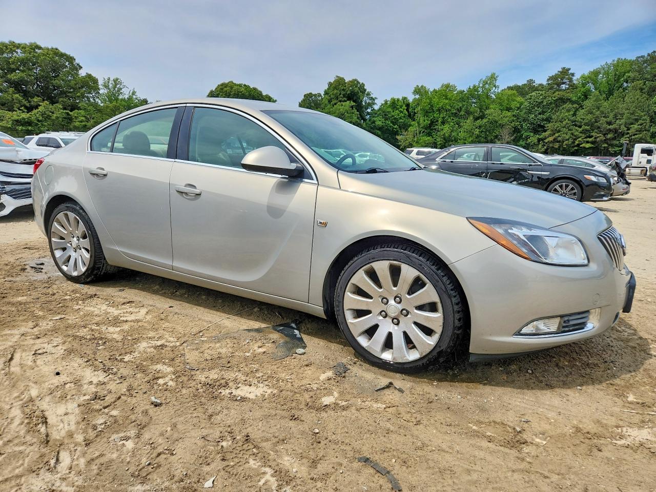 2011 Buick Regal Cxl Tan vin: W04G15GV9B1108005