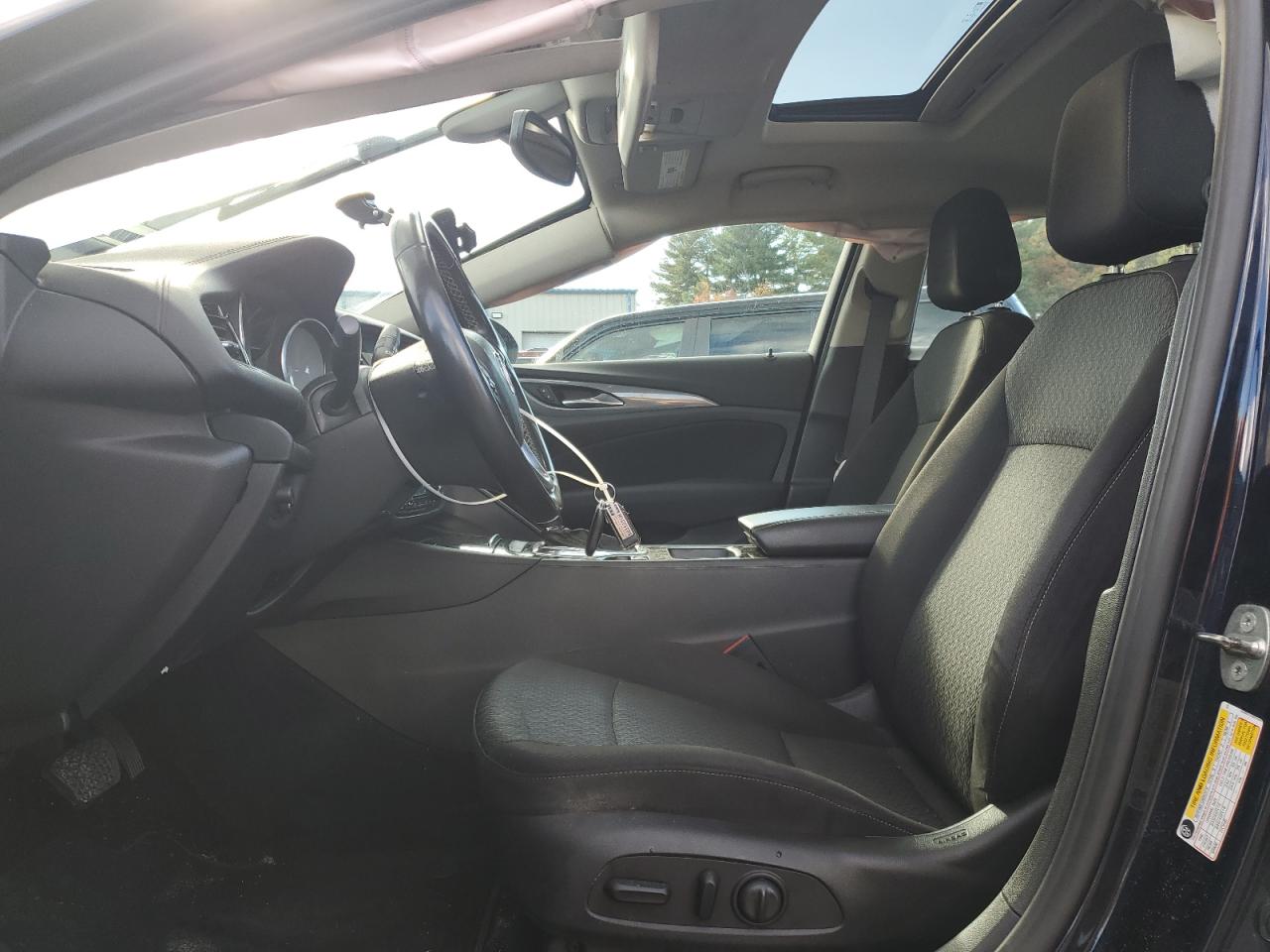 2018 Buick Regal Preferred Черный vin: W04GL6SX0J1095216