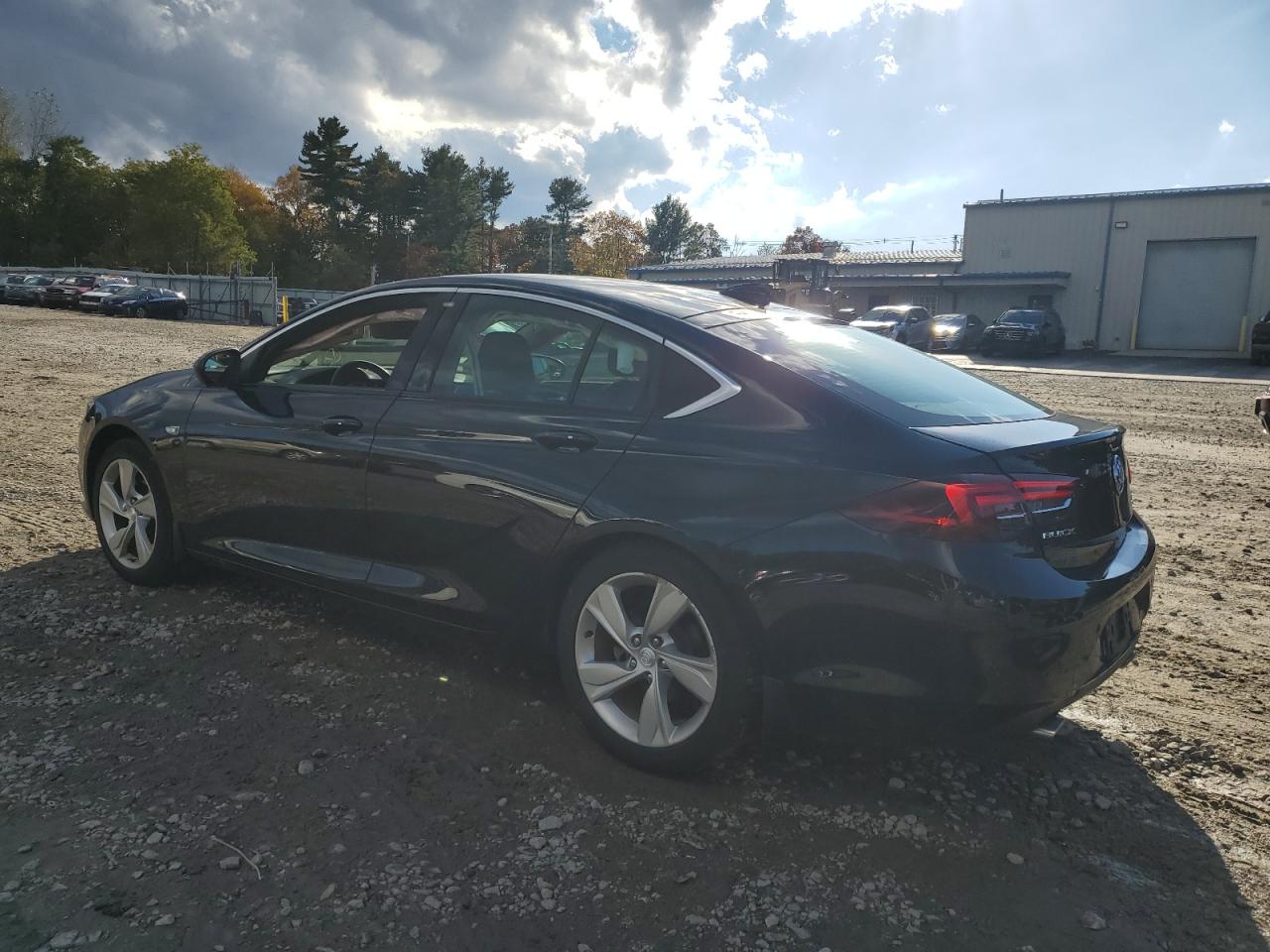 2018 Buick Regal Preferred Черный vin: W04GL6SX0J1095216