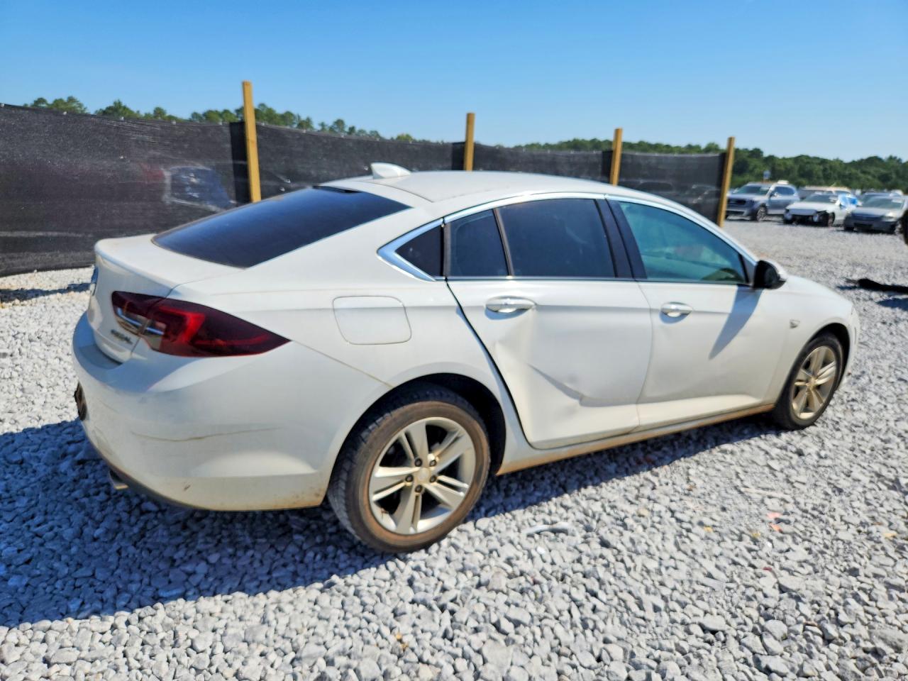 2019 Buick Regal Preferred White vin: W04GL6SX0K1025958