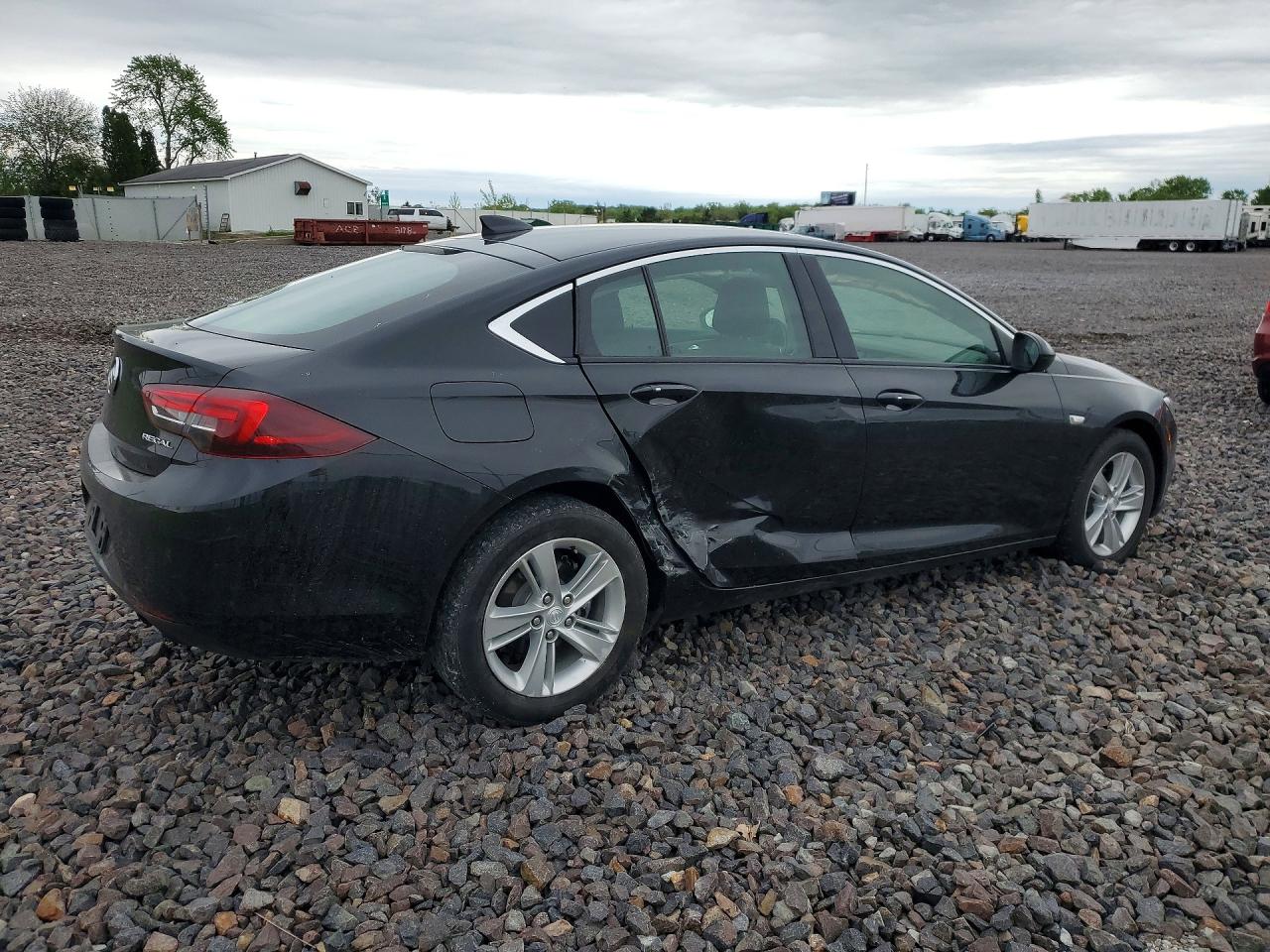 2018 Buick Regal Preferred Black vin: W04GL6SX4J1153988