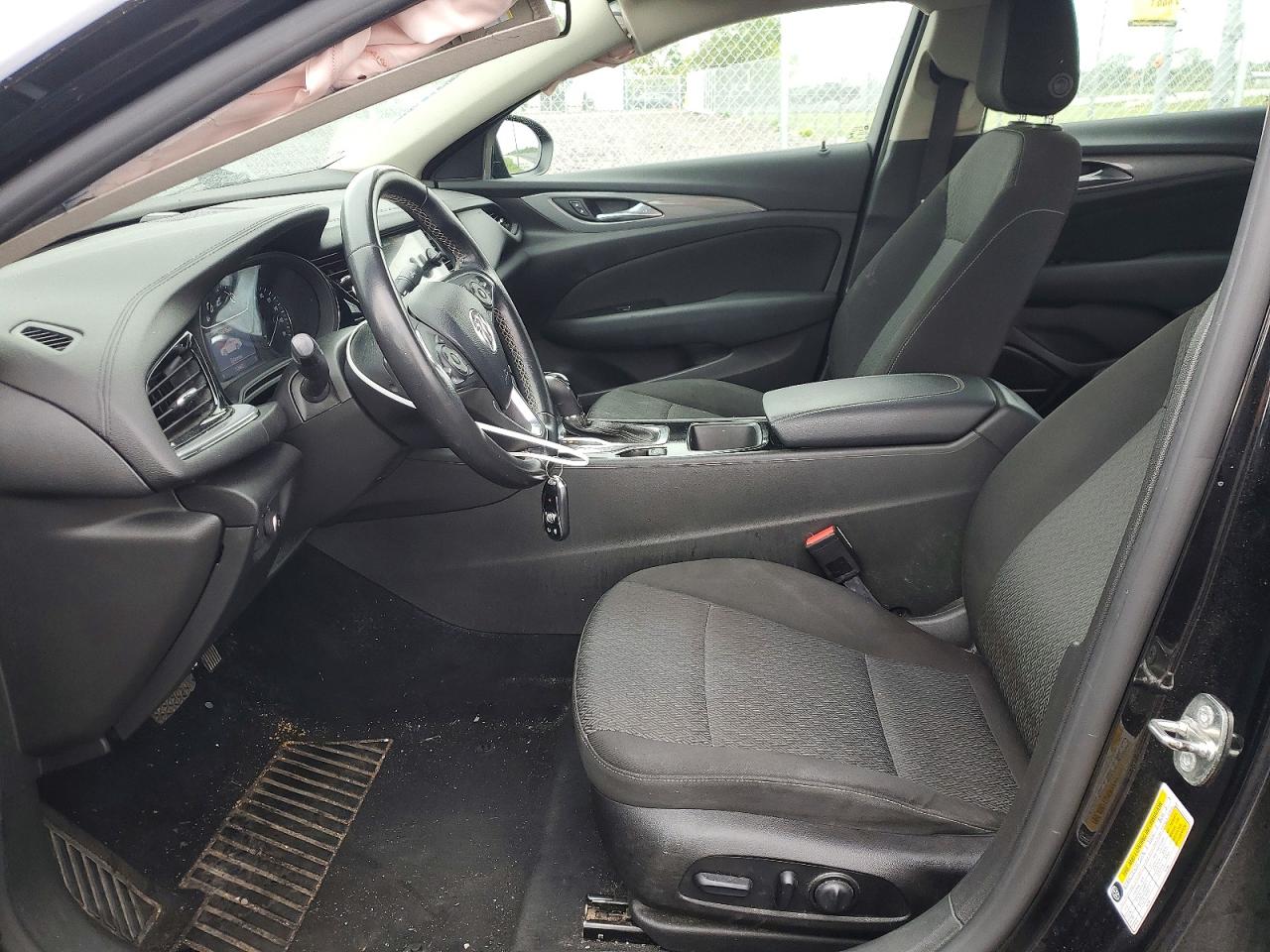 2018 Buick Regal Preferred Black vin: W04GL6SX4J1153988