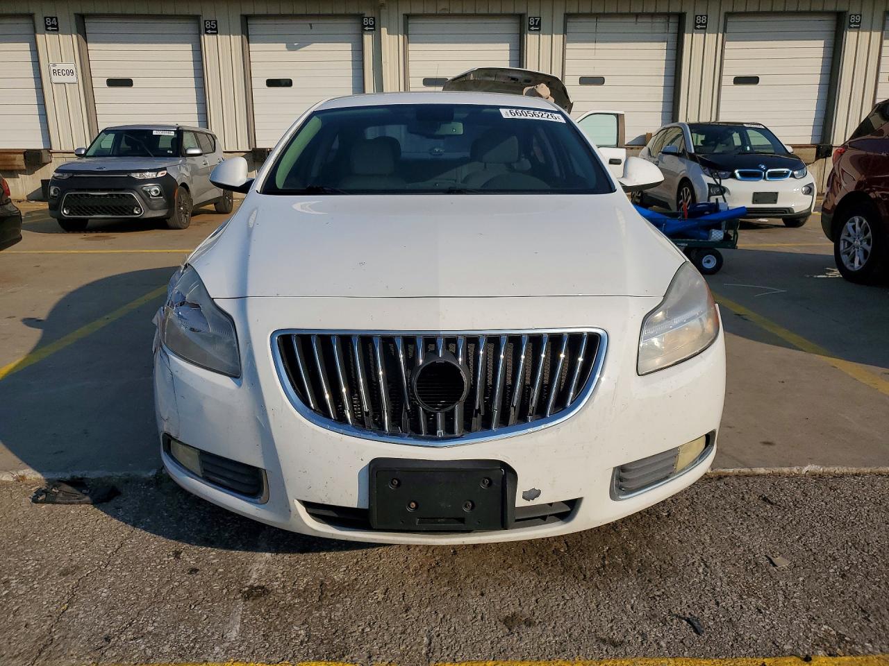2011 Buick Regal Cxl White vin: W04GN5EC0B1010695