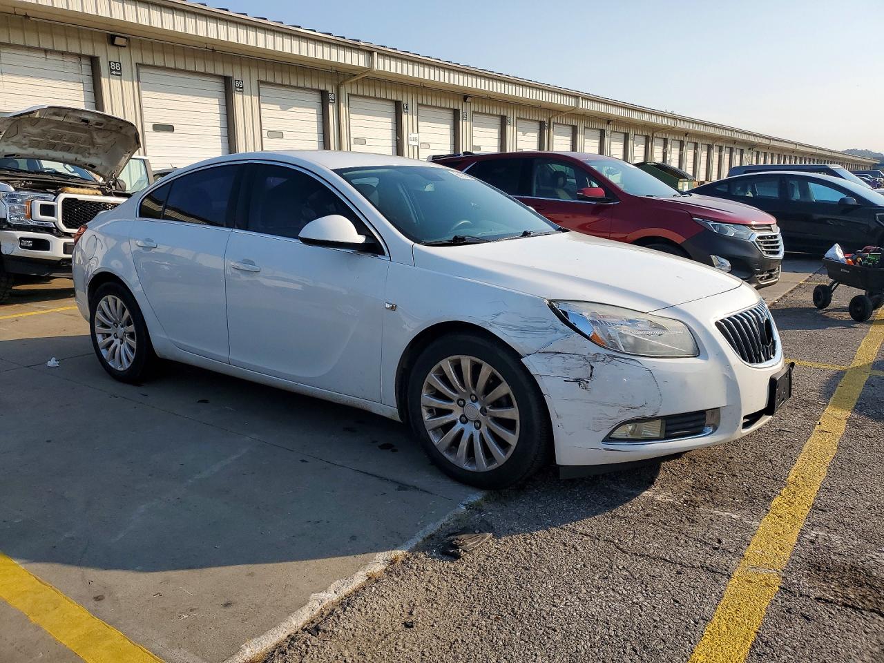 2011 Buick Regal Cxl White vin: W04GN5EC0B1010695