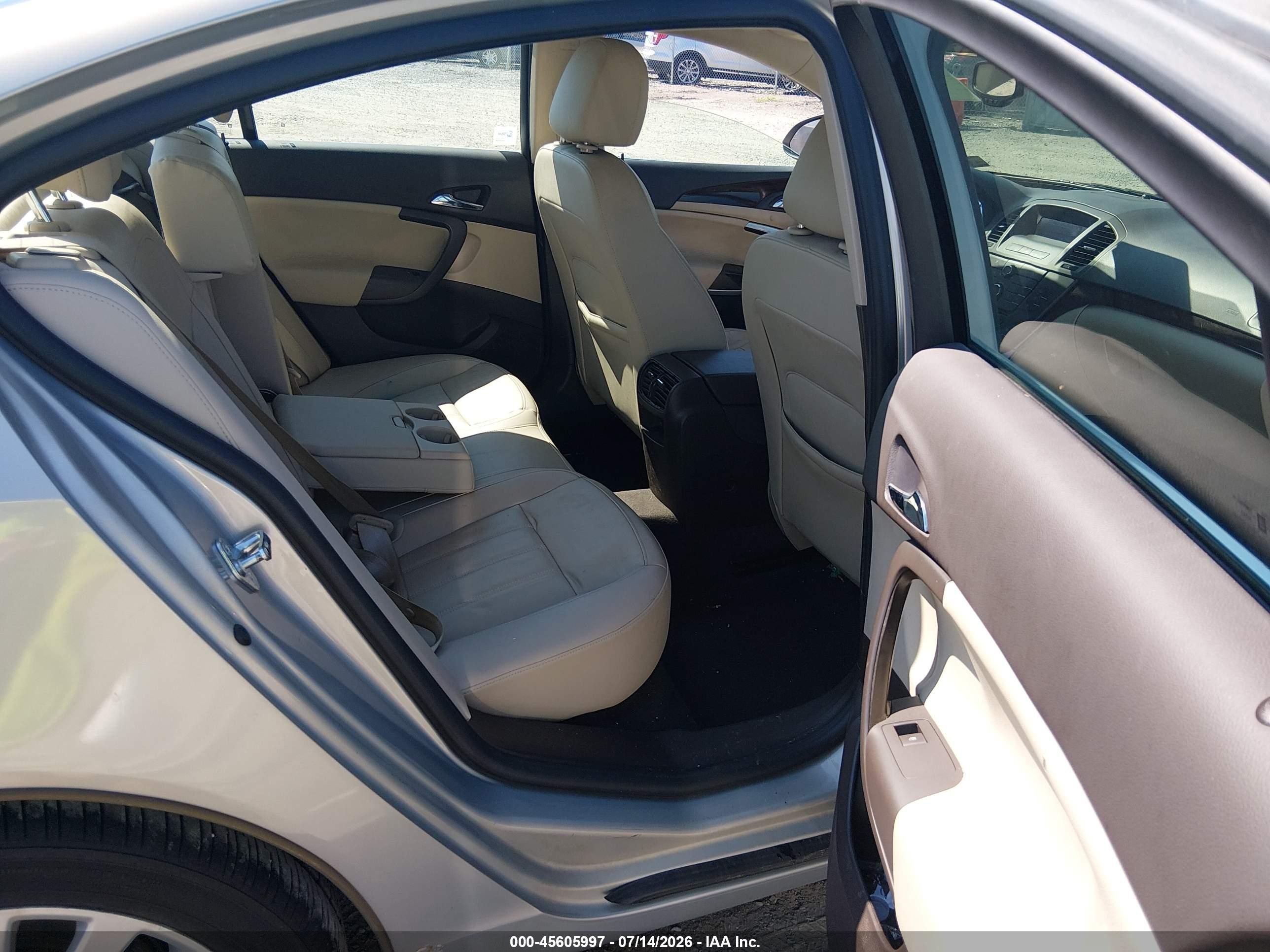2011 Buick Regal Cxl Russelsheim Silver vin: W04GN5EC2B1111995