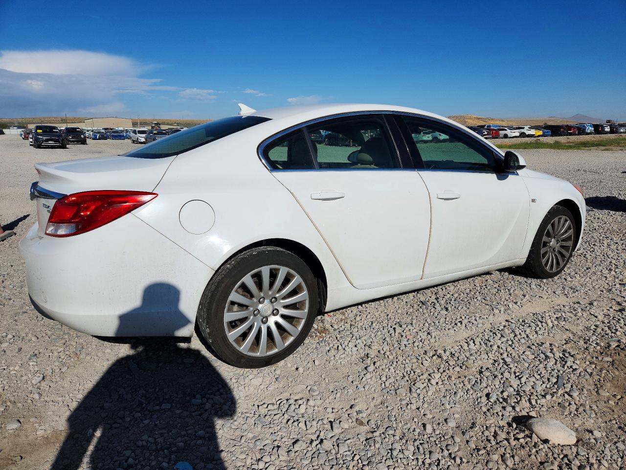 2011 Buick Regal Cxl White vin: W04GN5EC4B1064792