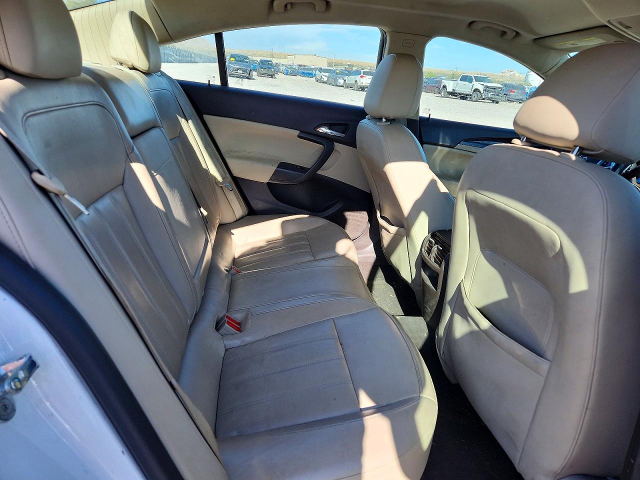 2011 Buick Regal Cxl White vin: W04GN5EC4B1064792
