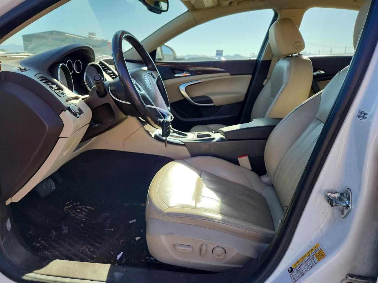 2011 Buick Regal Cxl White vin: W04GN5EC4B1064792