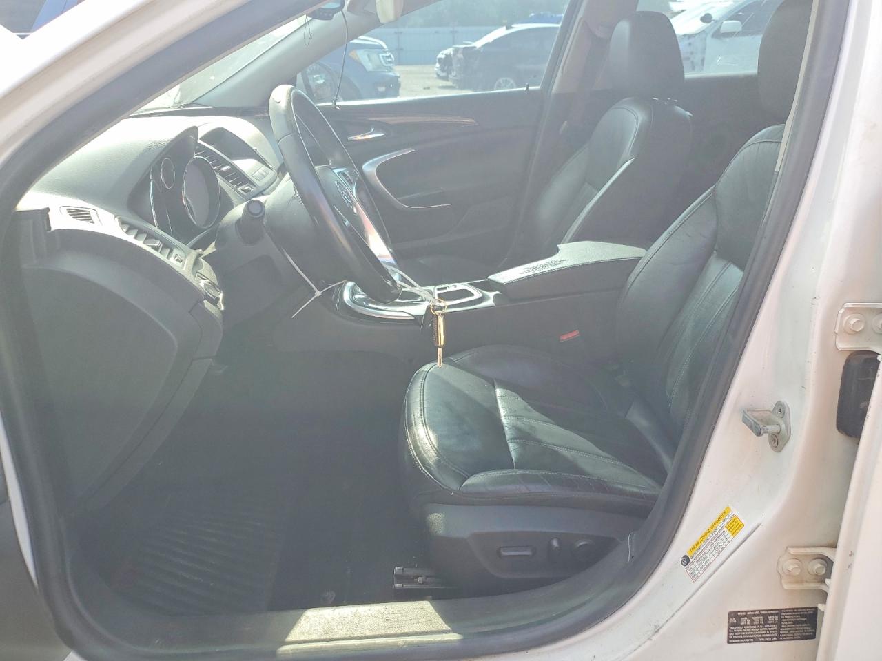 2011 Buick Regal Cxl White vin: W04GN5EC9B1094189