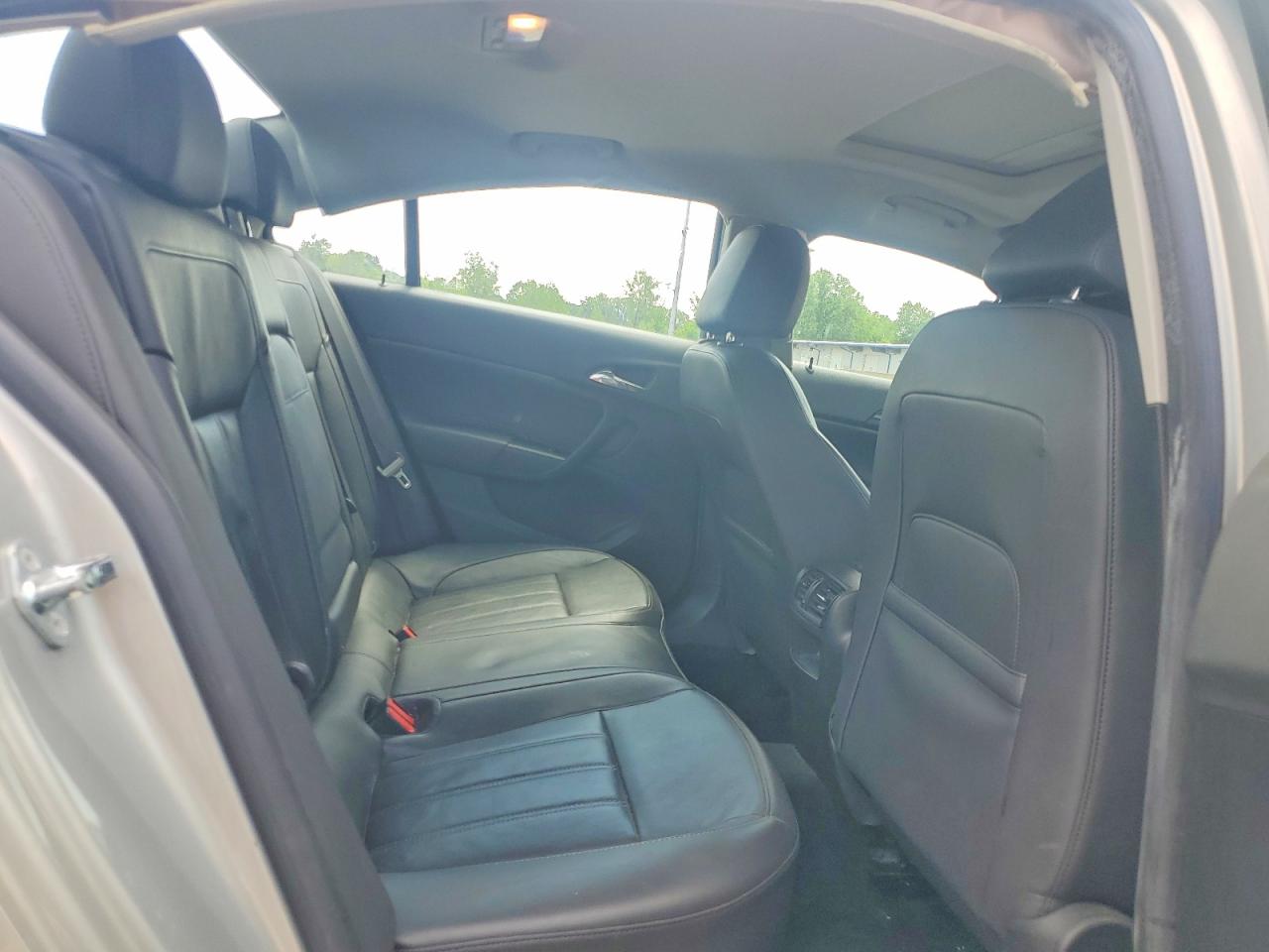 2011 Buick Regal Cxl Silver vin: W04GP5EC0B1005314