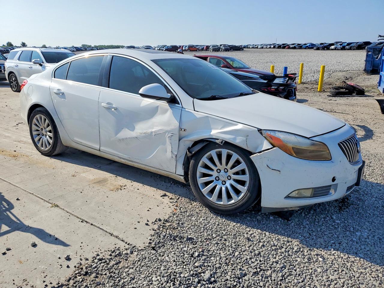 2011 Buick Regal White vin: W04GP5EC0B1012988