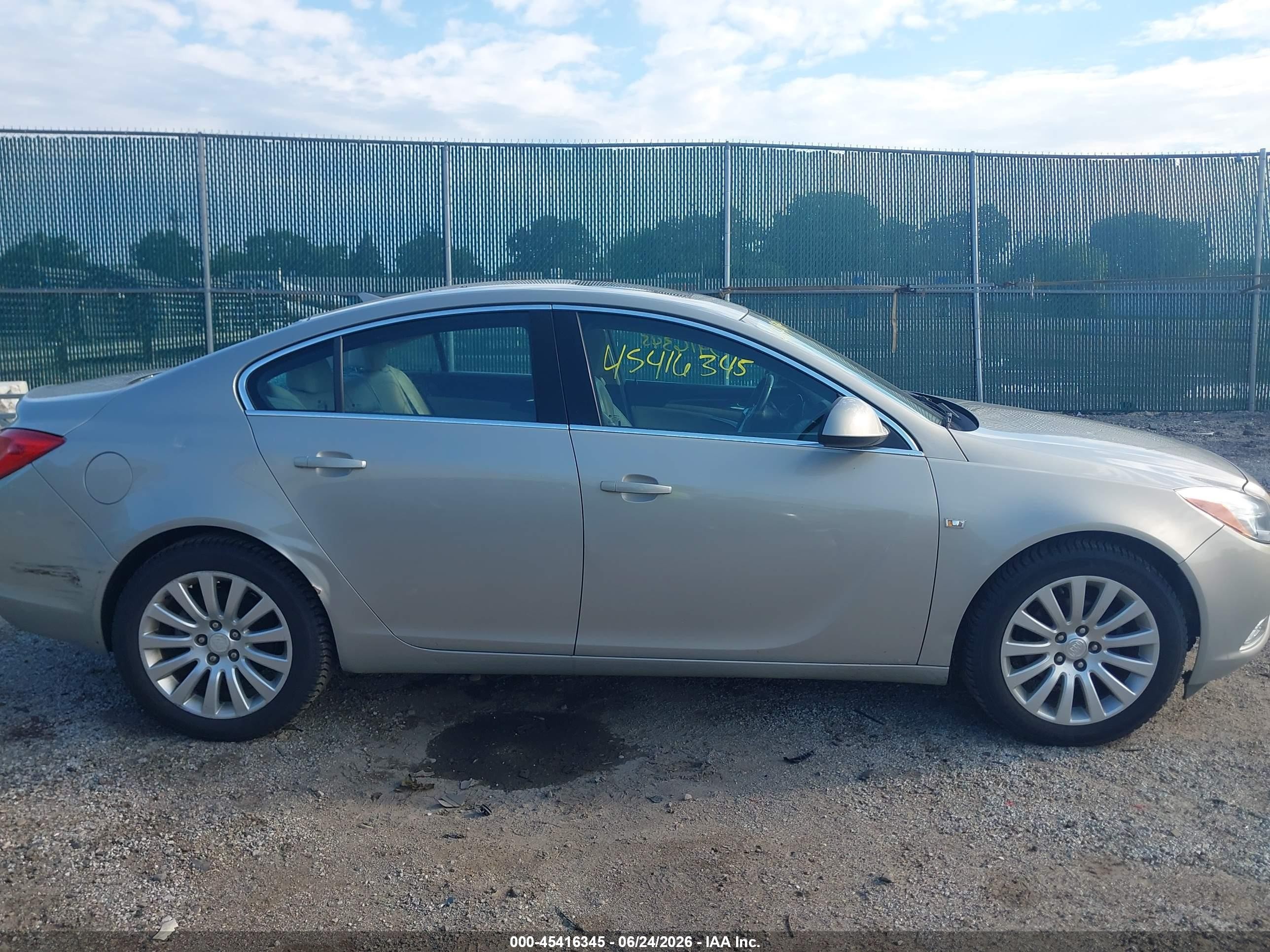 2011 Buick Regal Cxl Russelsheim Tan vin: W04GP5EC1B1051833