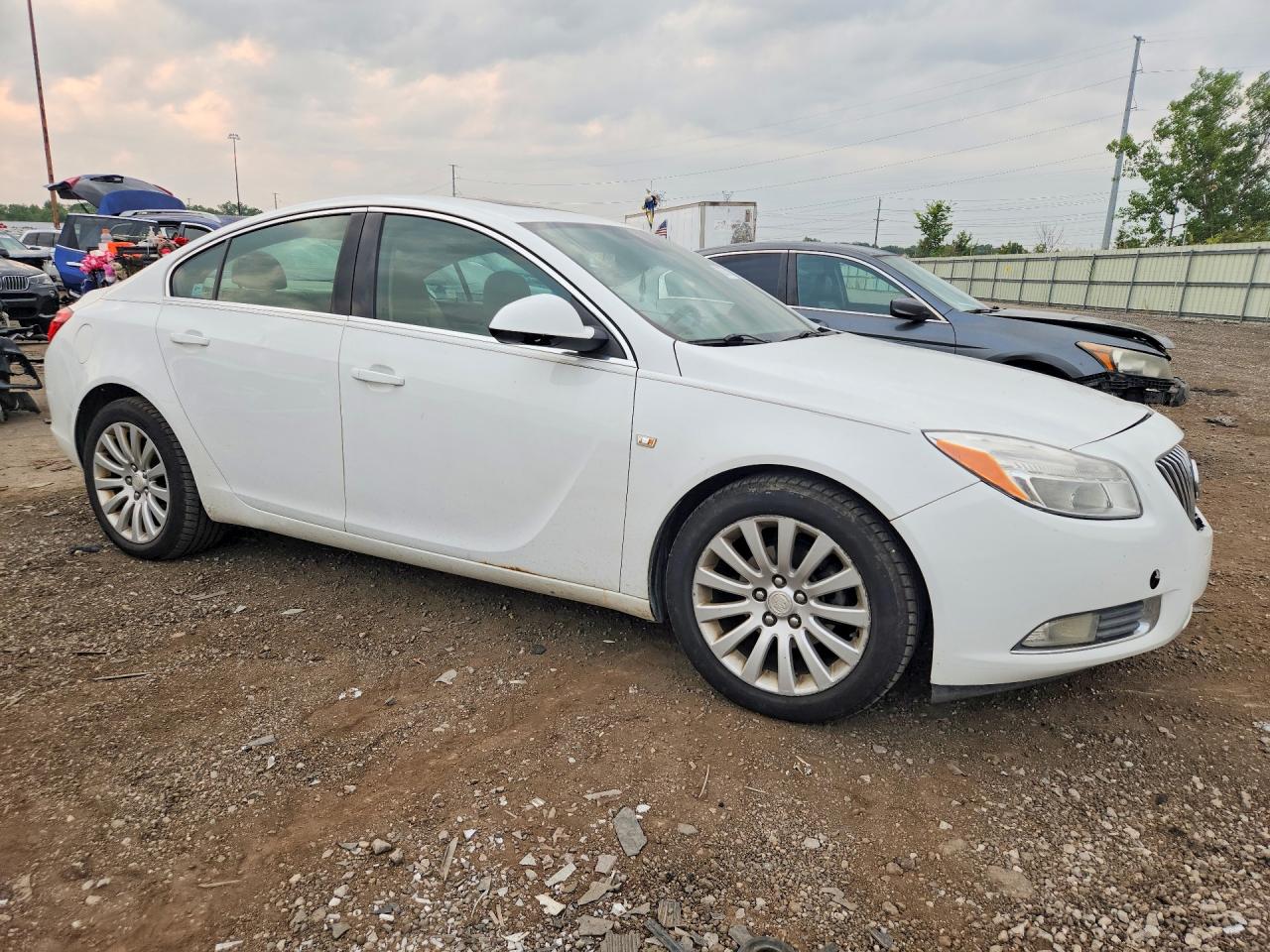 2011 Buick Regal Cxl Белый vin: W04GP5EC1B1129429