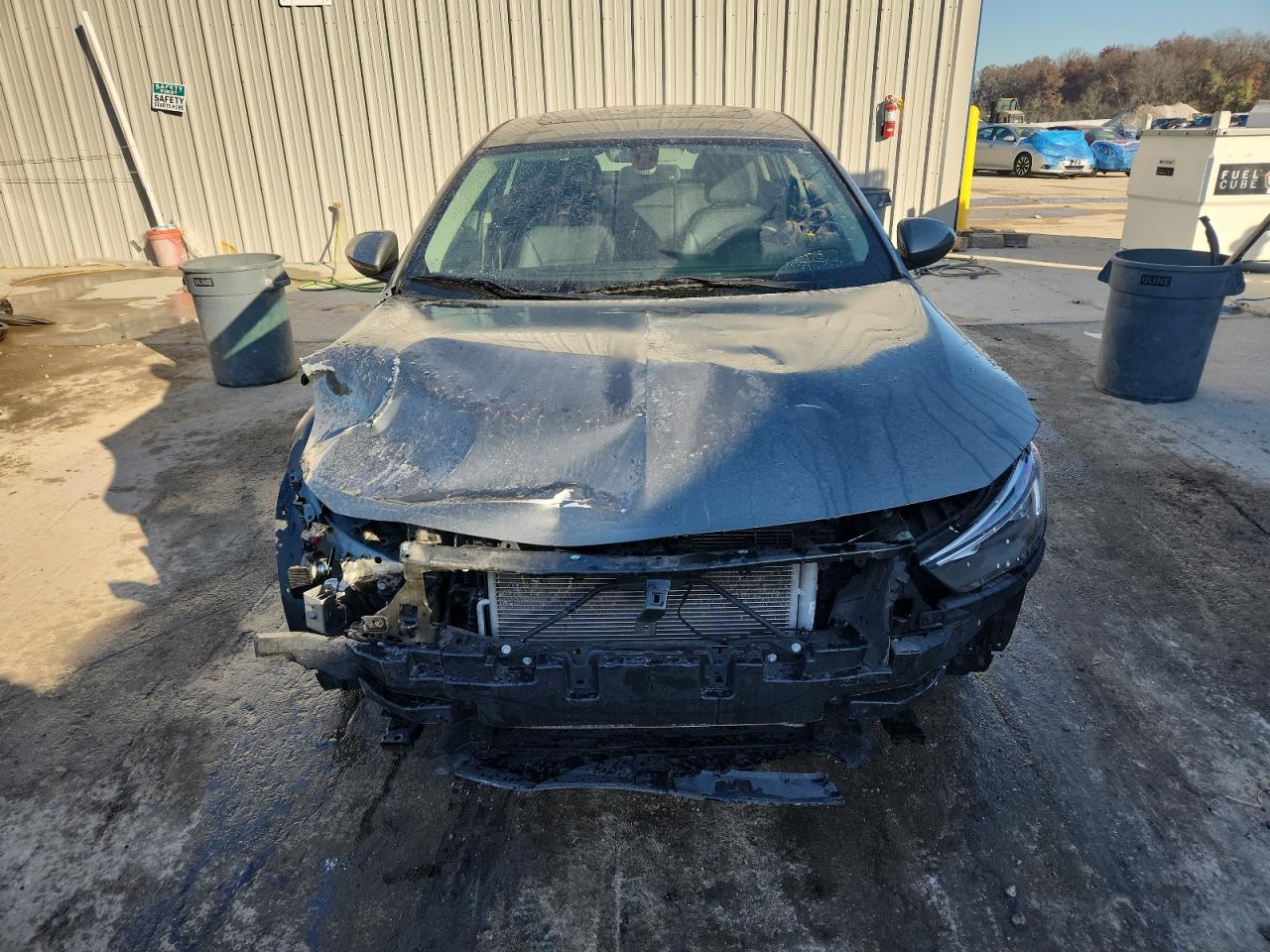 2018 Buick Regal Essence Gray vin: W04GP6SX7J1125980
