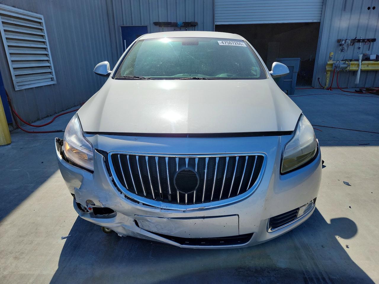 2011 Buick Regal Cxl Silver vin: W04GR5EC6B1005117