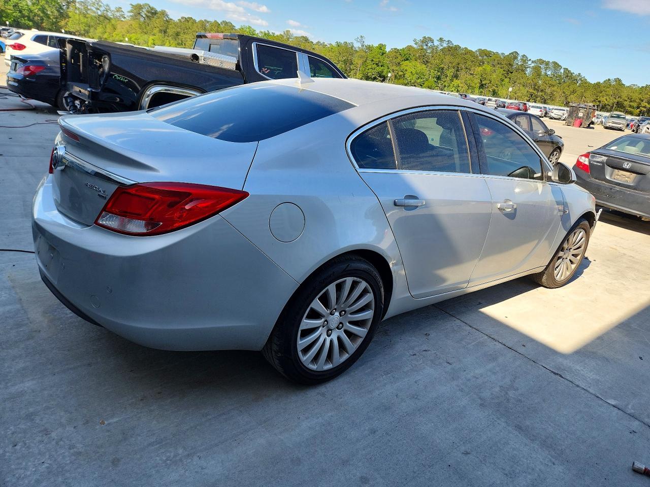 2011 Buick Regal Cxl Silver vin: W04GR5EC6B1005117
