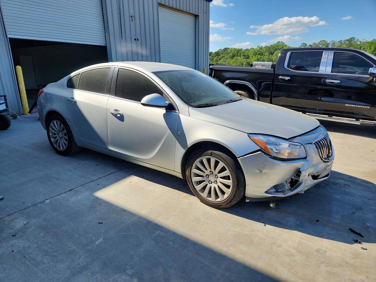 2011 Buick Regal Cxl Silver vin: W04GR5EC6B1005117