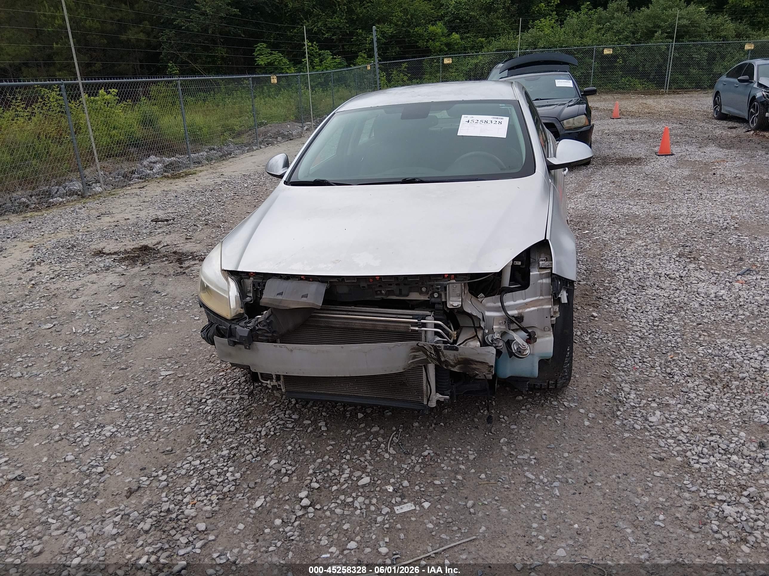 2011 Buick Regal Cxl Russelsheim Серебряный vin: W04GR5ECXB1085828