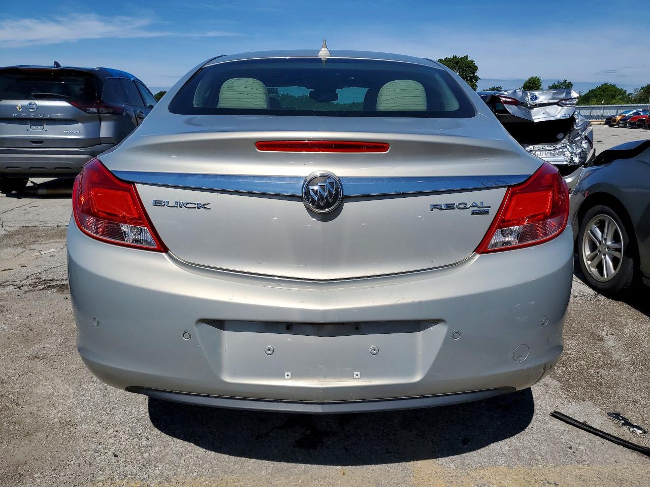 2011 Buick Regal Cxl Silver vin: W04GS5EC2B1132726