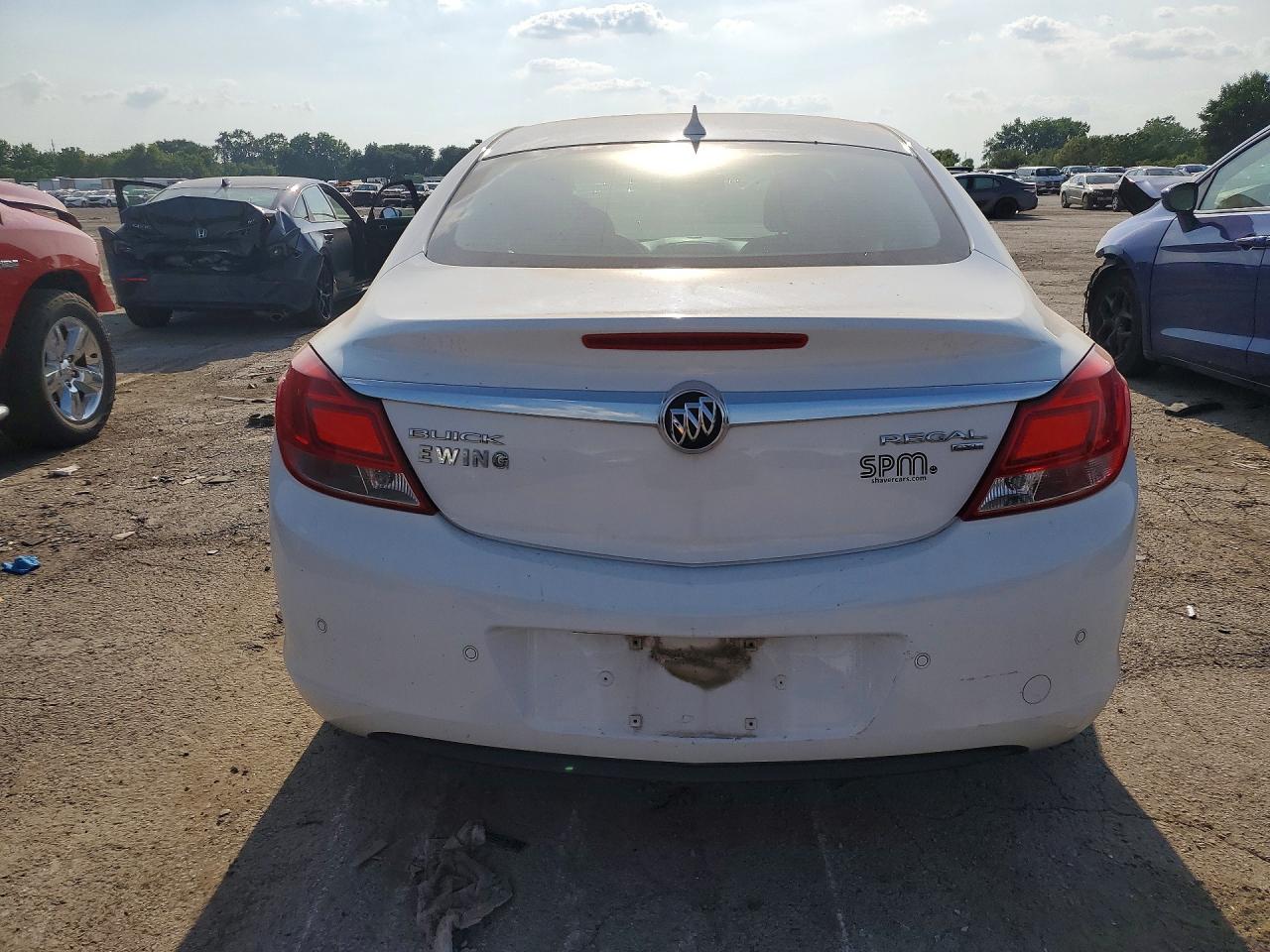 2011 Buick Regal Cxl Белый vin: W04GS5EC3B1012515