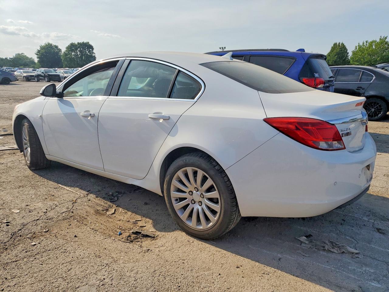 2011 Buick Regal Cxl Белый vin: W04GS5EC3B1012515