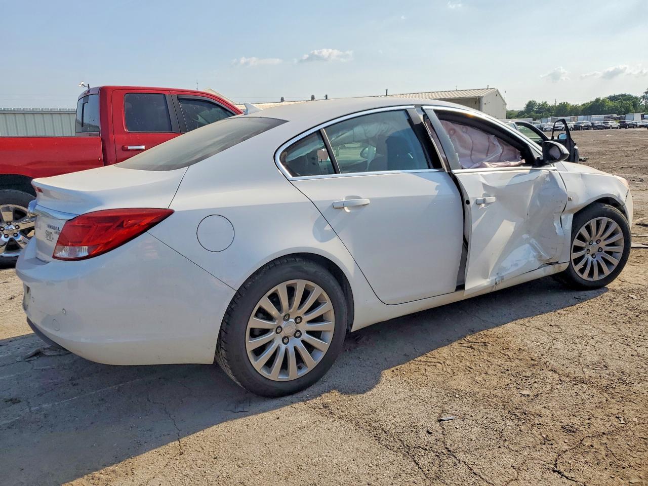 2011 Buick Regal Cxl Белый vin: W04GS5EC3B1012515