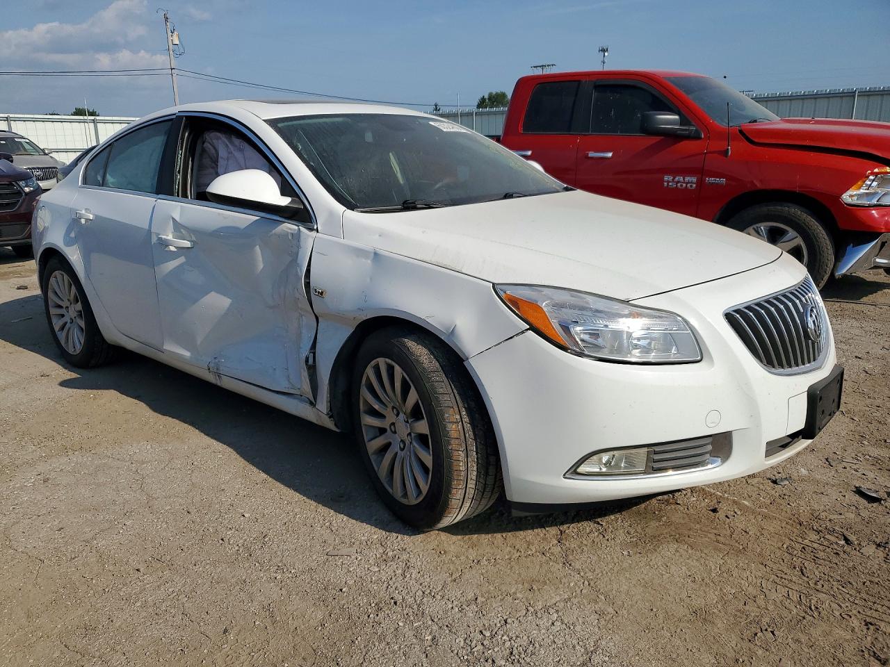 2011 Buick Regal Cxl Белый vin: W04GS5EC3B1012515