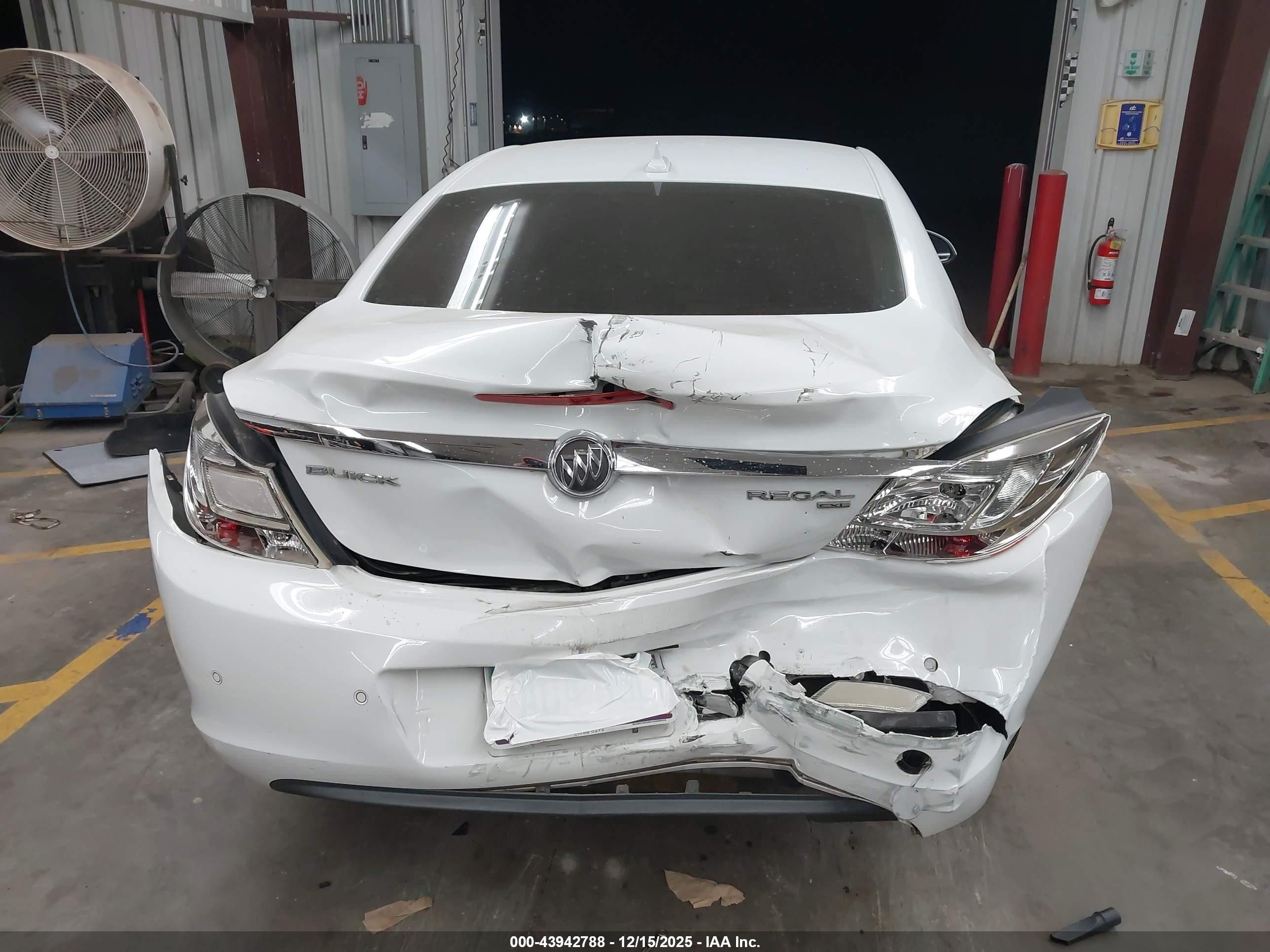 2011 Buick Regal Cxl Russelsheim White vin: W04GU5GC5B1011230