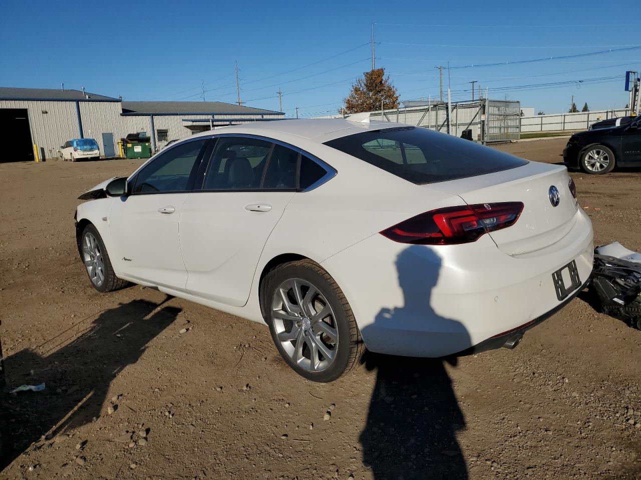 2019 Buick Regal Avenir White vin: W04GW6SX2K1002530