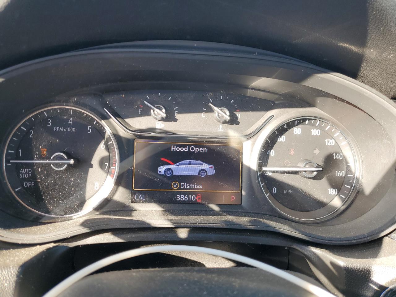 2019 Buick Regal Avenir White vin: W04GW6SX2K1002530