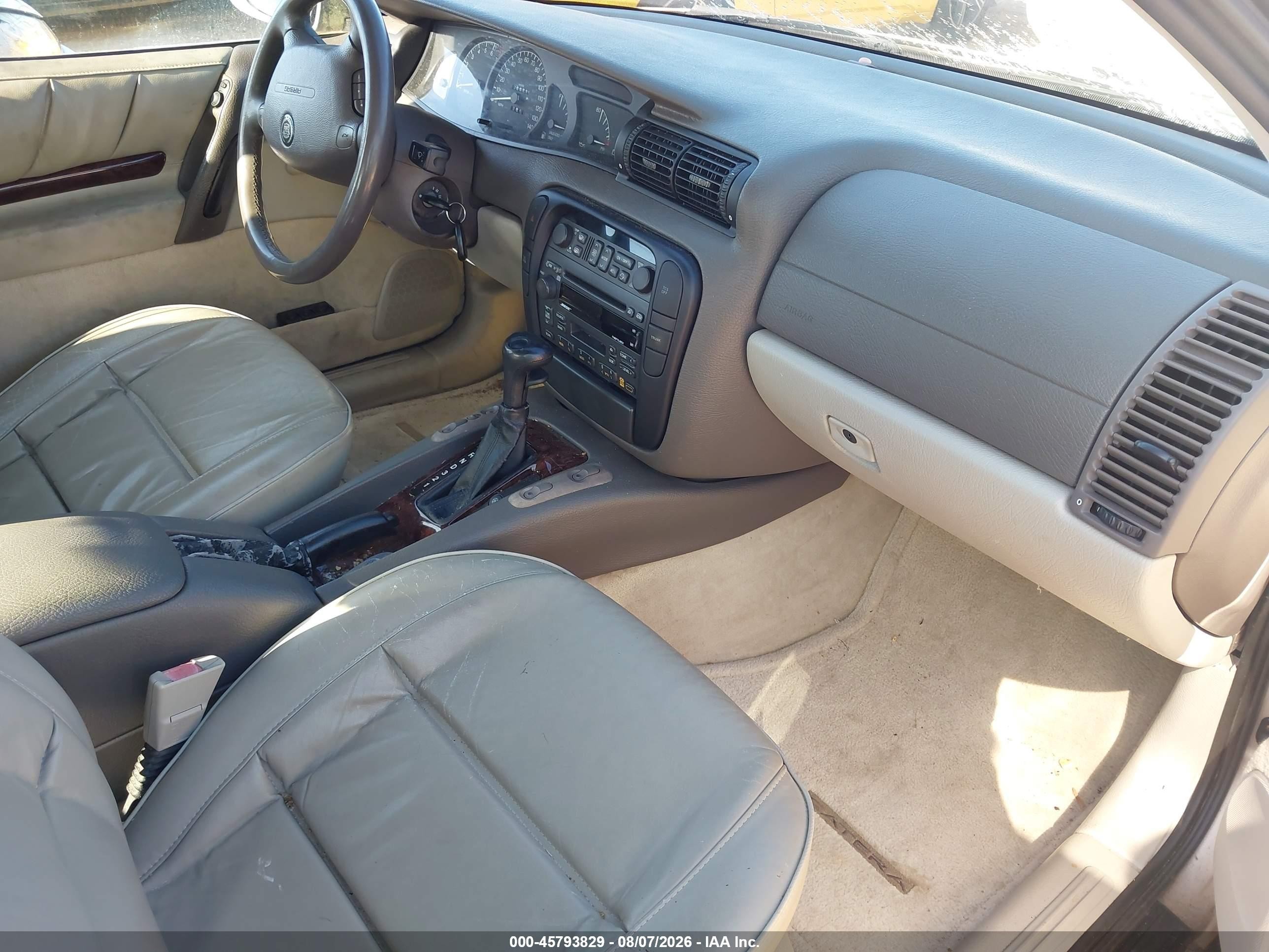 1998 Cadillac Catera Standard Champagne vin: W06VR52R0WR014796