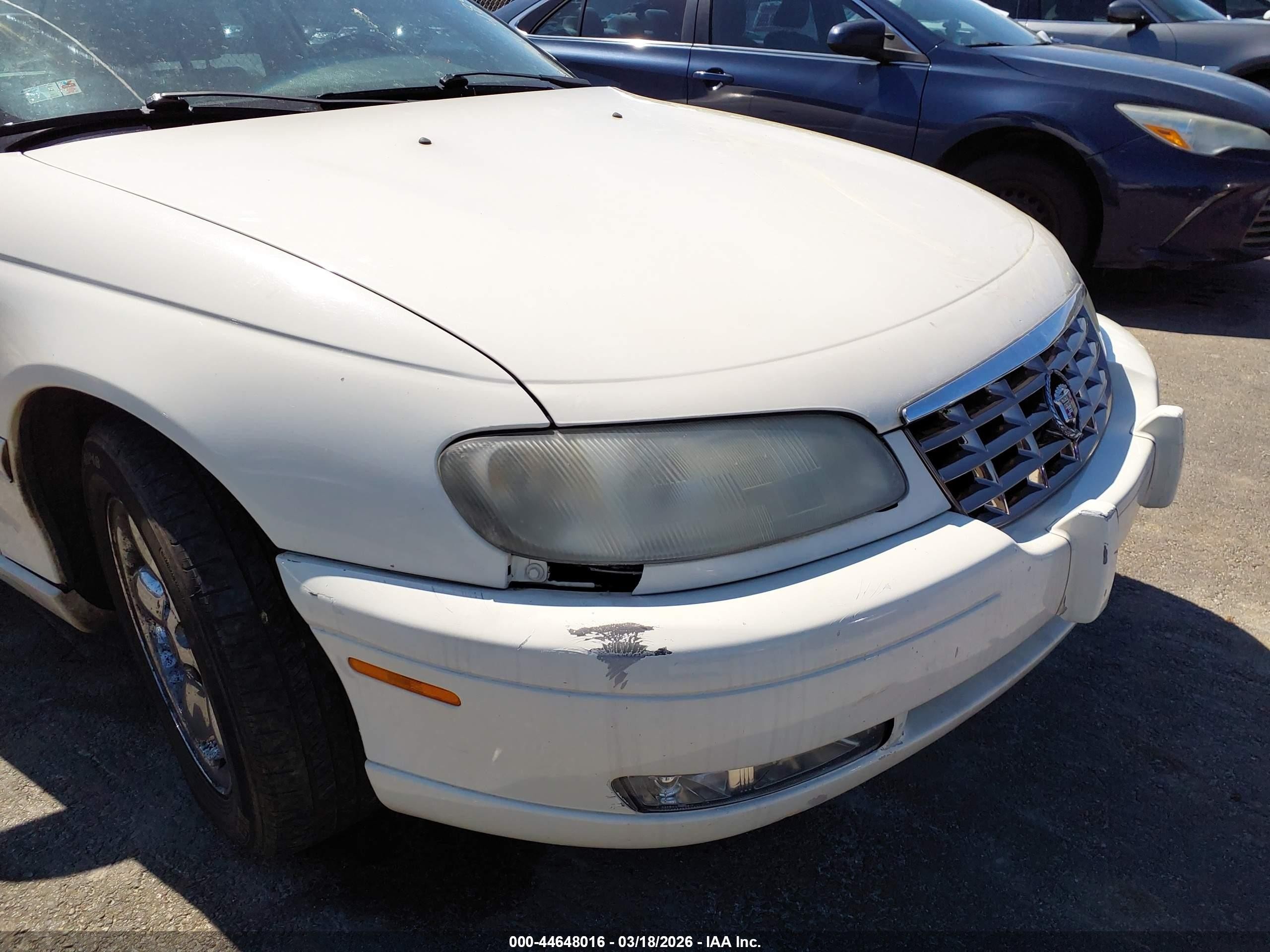 1998 Cadillac Catera Standard White vin: W06VR52R3WR134298