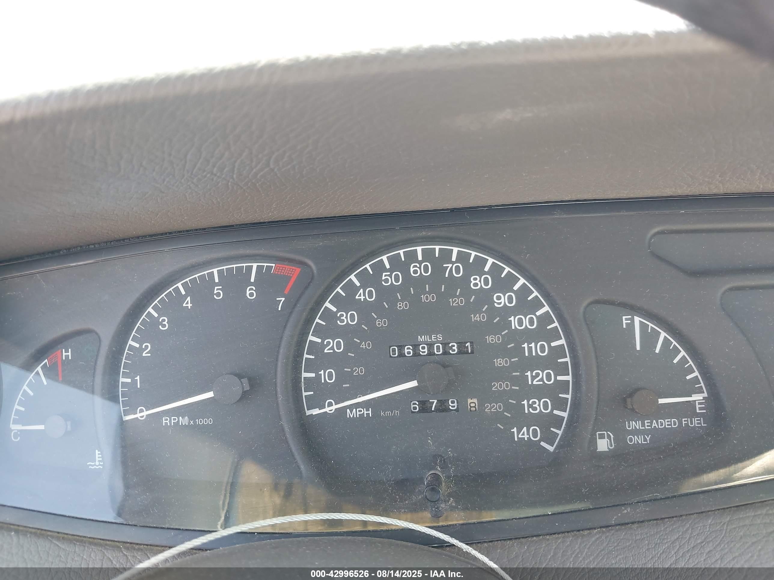 1998 Cadillac Catera   White vin: W06VR52R8WR132613