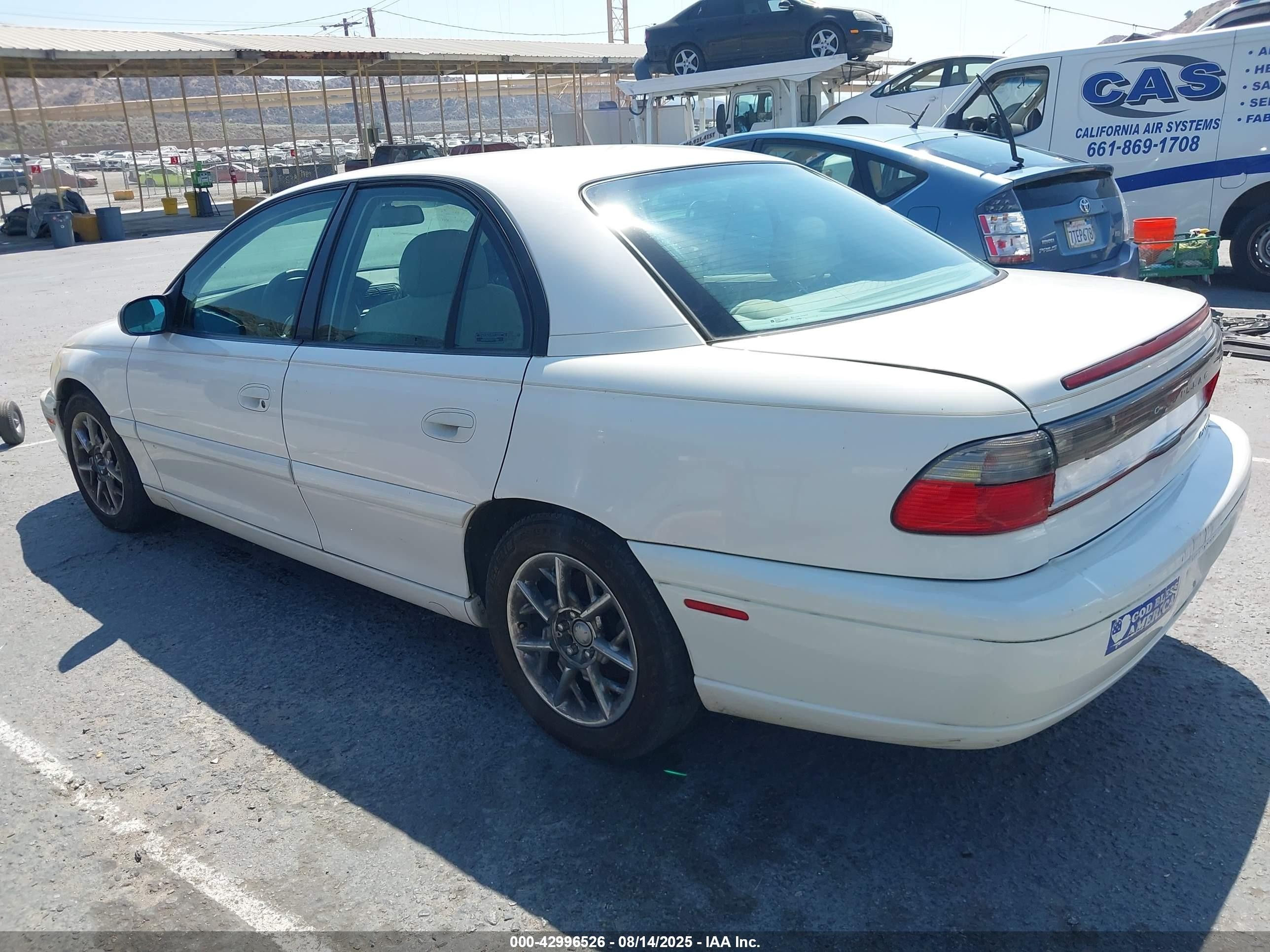 1998 Cadillac Catera   White vin: W06VR52R8WR132613
