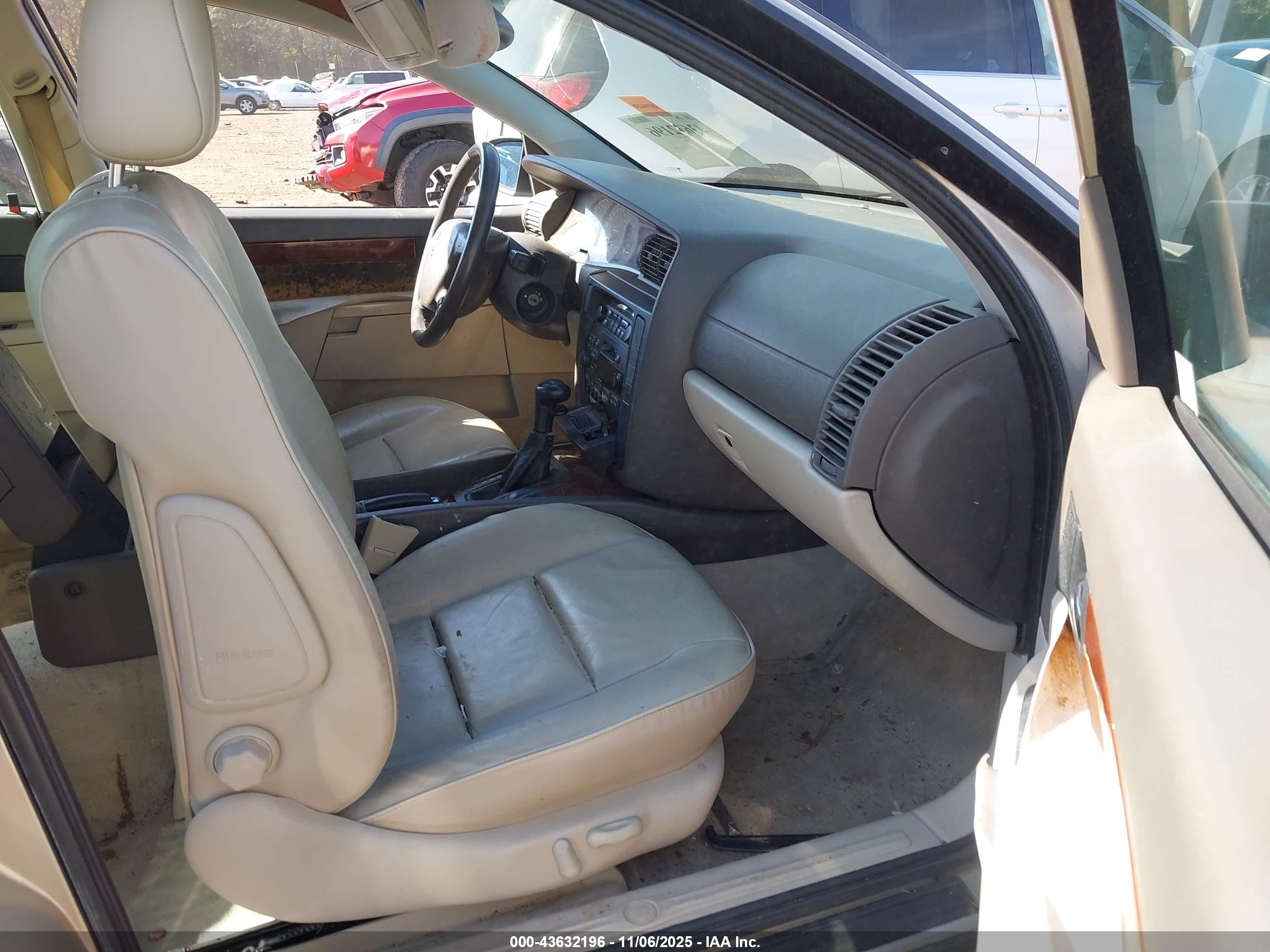 2001 Cadillac Catera Standard Silver vin: W06VR54R01R028087