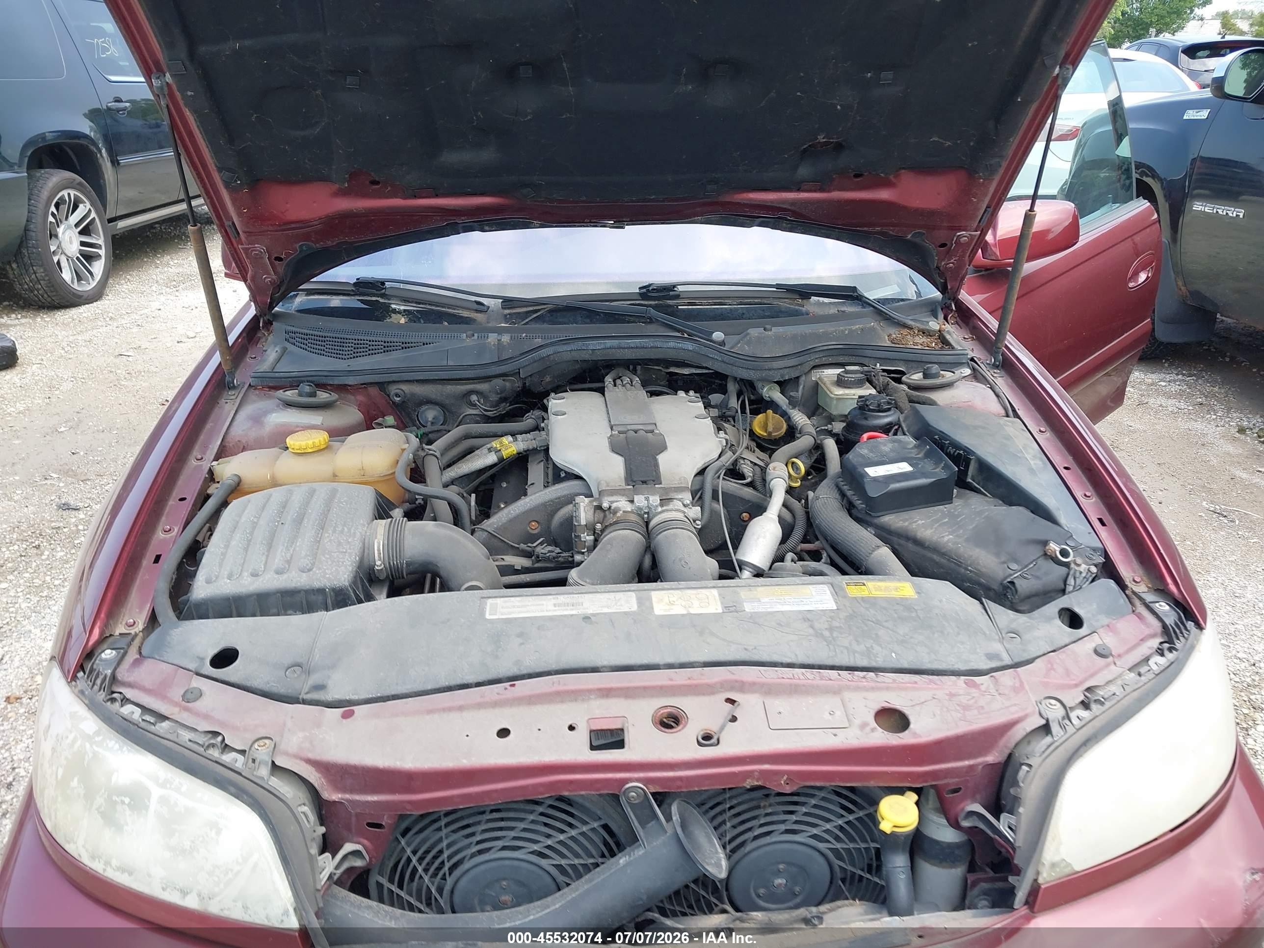 2001 Cadillac Catera Standard Red vin: W06VR54R41R046561