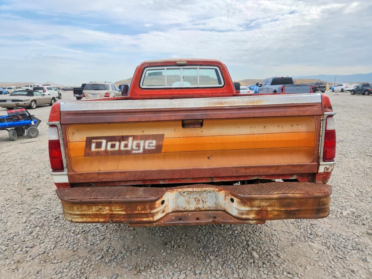 1979 Dodge D150 Pickup Orange vin: W14JE9S206860