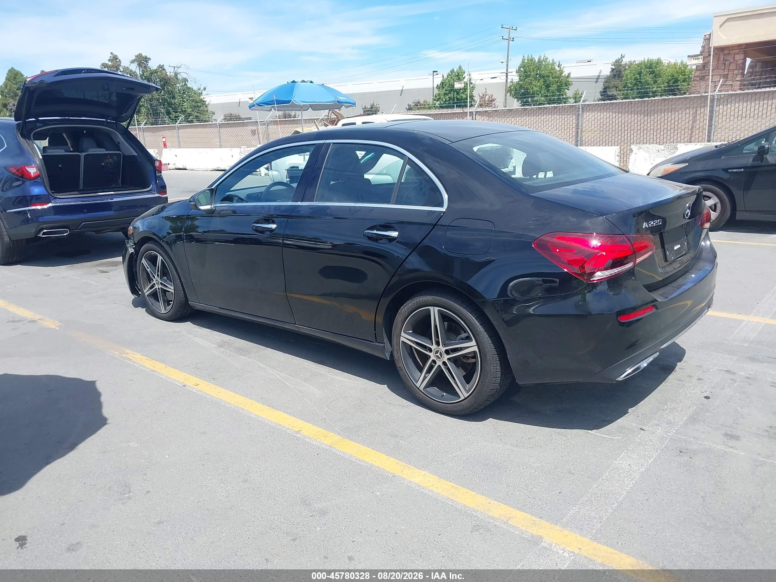 2022 Mercedes-benz A 220   Black vin: W1K3G4EB2NJ336492
