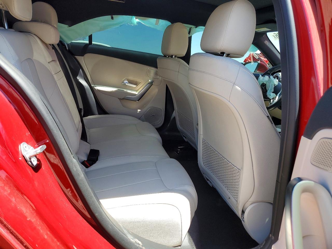 2021 Mercedes-benz A 220 Темно-бордовый vin: W1K3G4EB5MJ299243