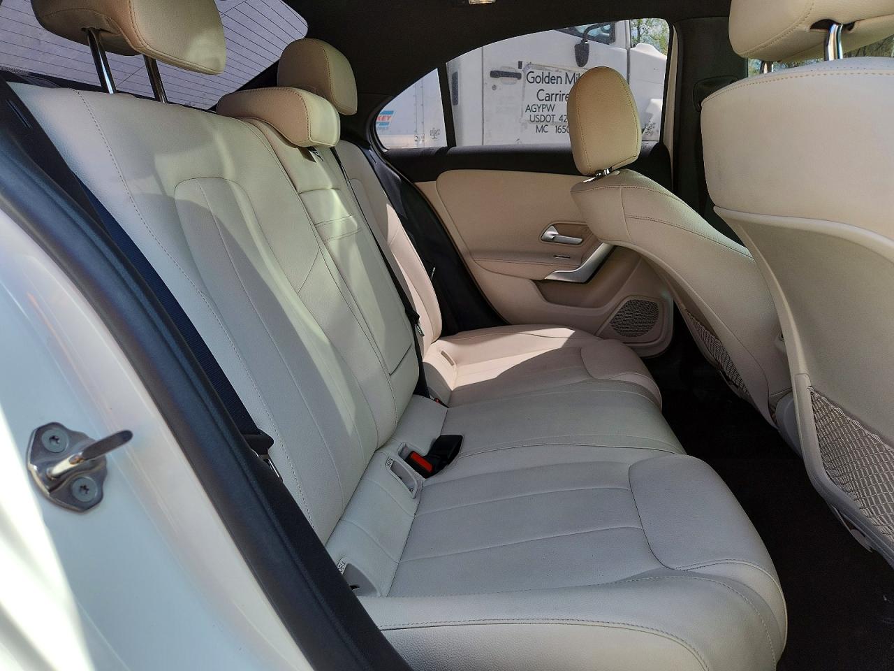 2022 Mercedes-benz A 220 4matic White vin: W1K3G4FB0NJ357002