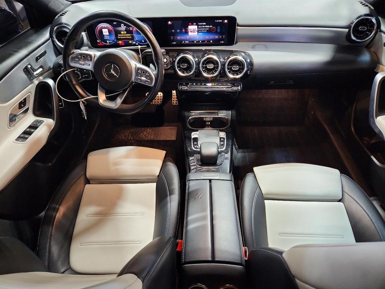 2020 Mercedes-benz A 220 4matic Черный vin: W1K3G4FB1LW043844